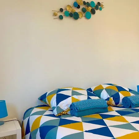 T2 Au Centre Avec Espace Exterieur * Ajaccio (Corsica)